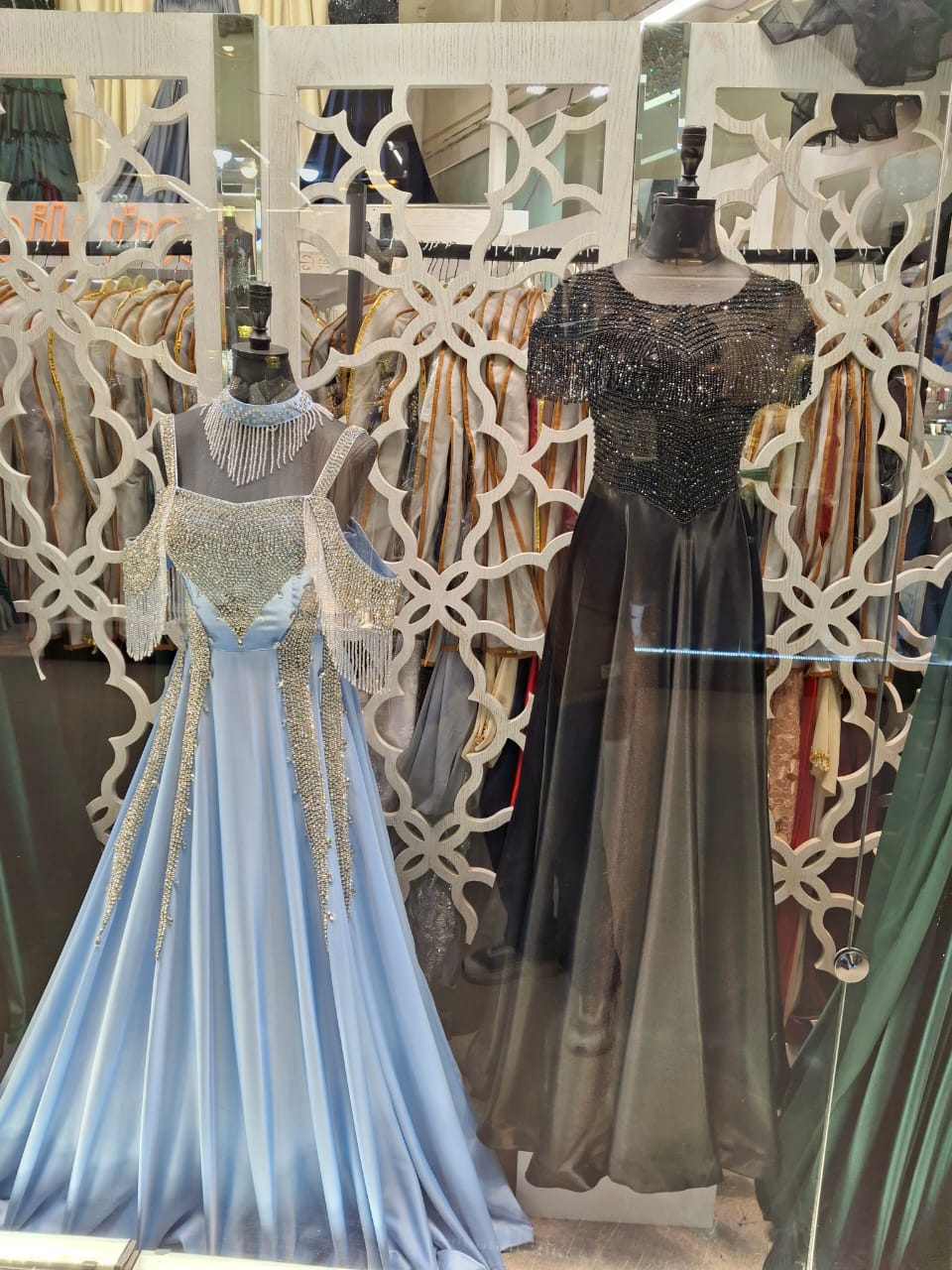 مزون لباس مجلسی فروشگاه بانو در مشهد